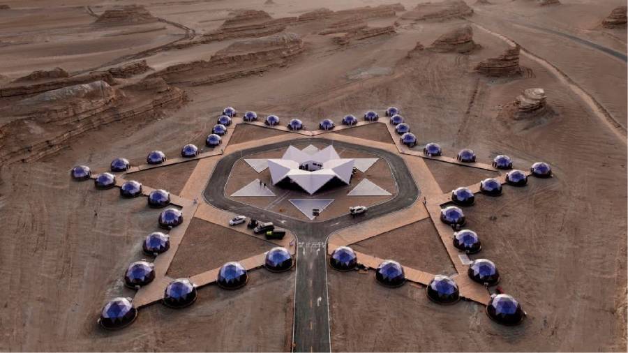 火星移民预演场——模拟外星环境的极端生存训练西固区户外野奢帐篷实验项目